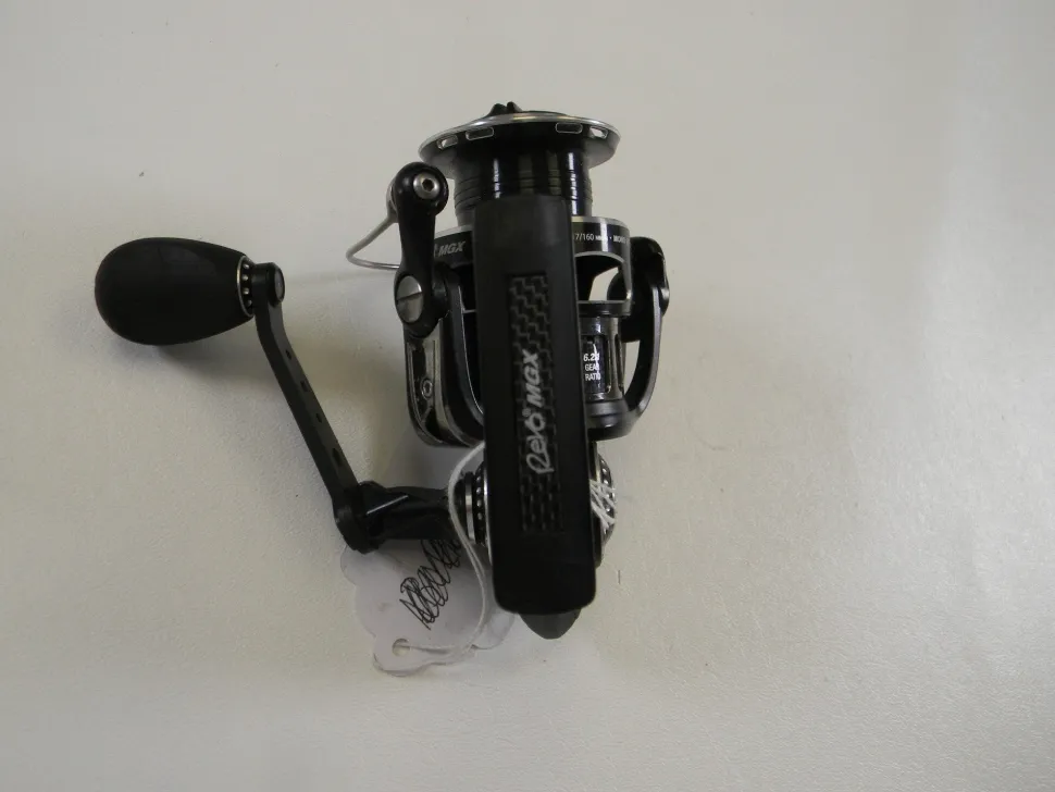 Abu Garcia Revo MGX 30 6.2:1 - Used Spinning Reel - Good Condition